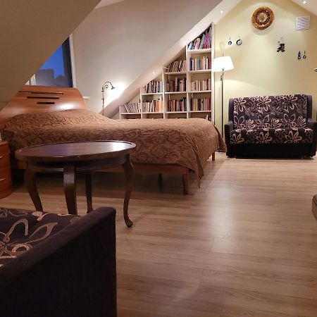 Nakvyne Pas Roma Apartment Nida Bagian luar foto
