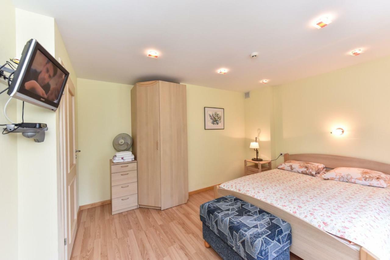 Nakvyne Pas Roma Apartment Nida Bagian luar foto