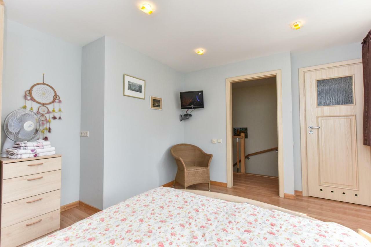 Nakvyne Pas Roma Apartment Nida Bagian luar foto